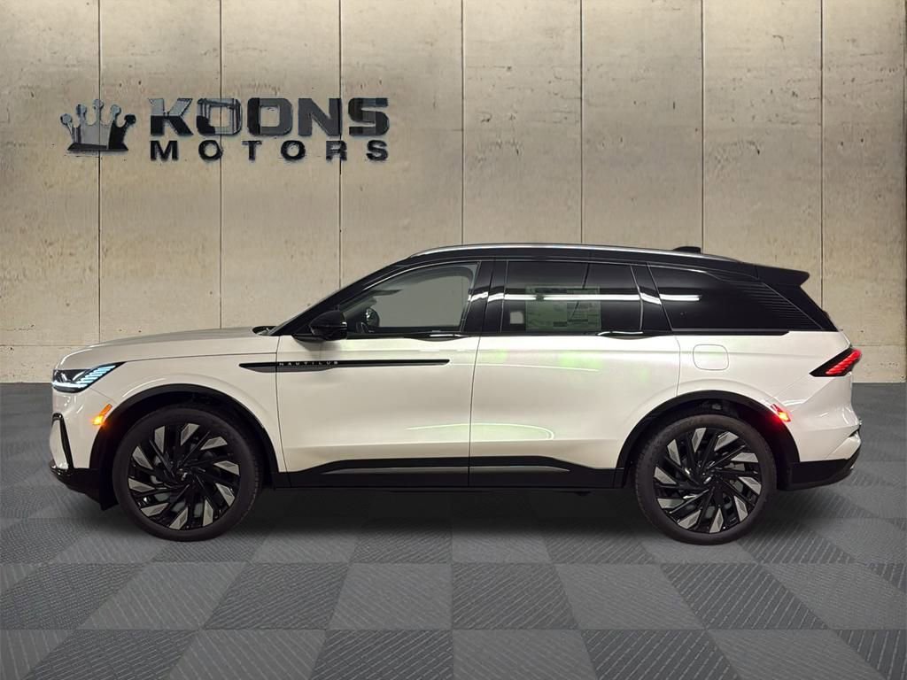 New 2026 Lincoln Nautilus Reserve AWD/4WD image 2