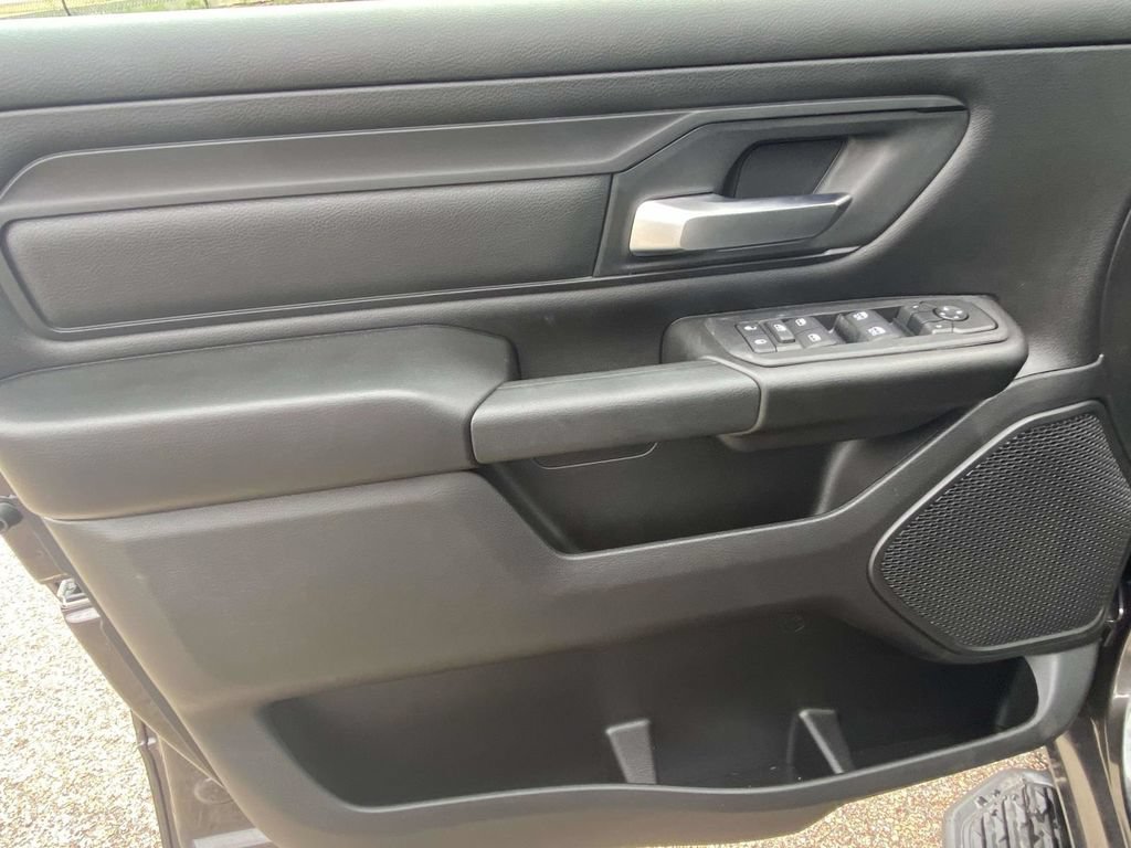 New 2026 RAM 1500 Express AWD/4WD image 42