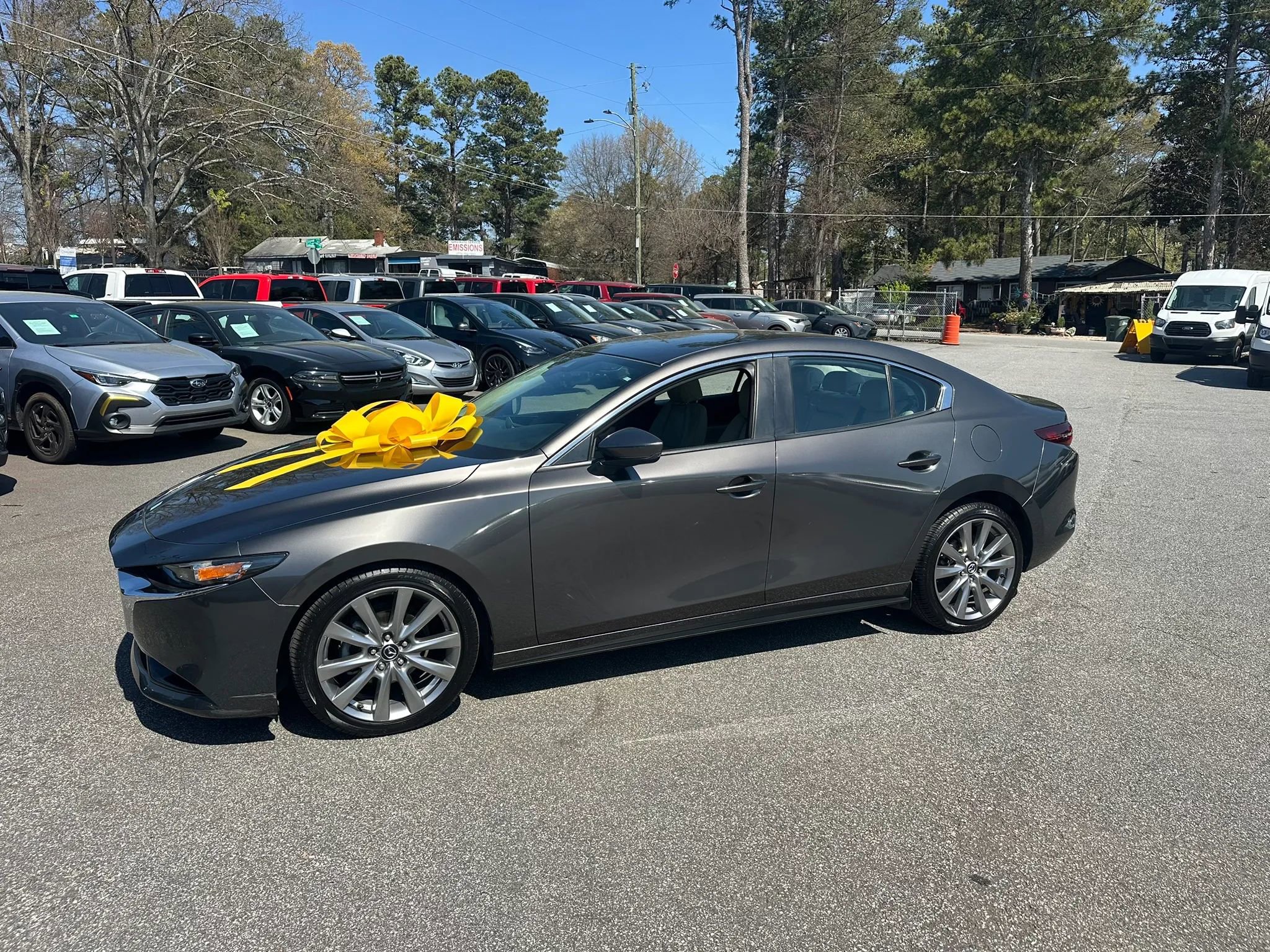 Used 2019 MAZDA MAZDA3 Sedan w/ Select Package image 4