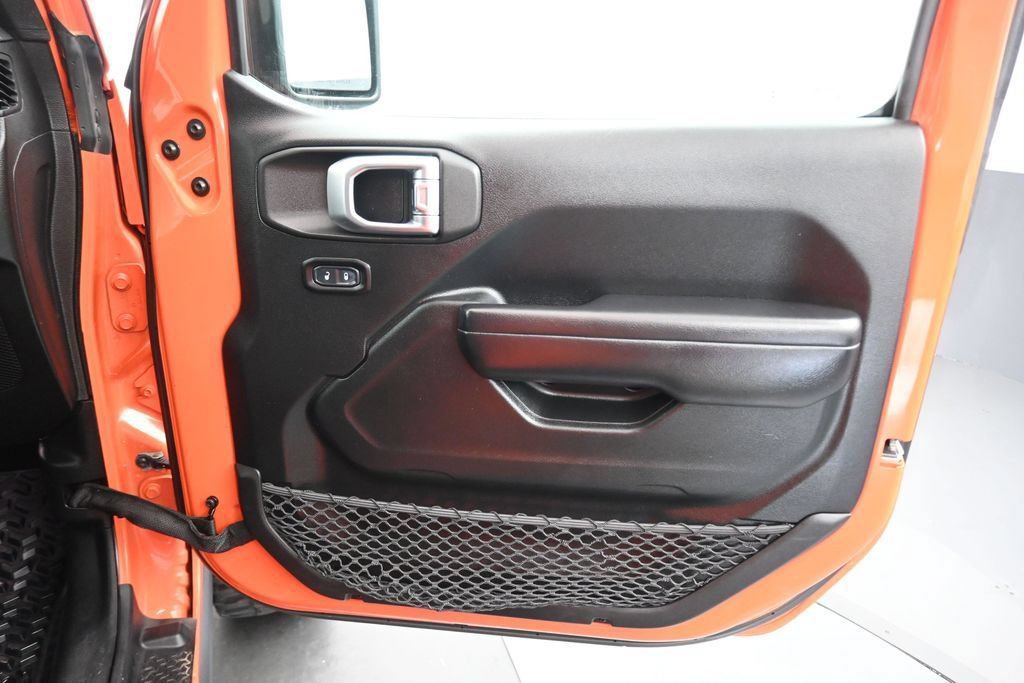 Used 2020 Jeep Wrangler Unlimited Rubicon AWD/4WD image 34
