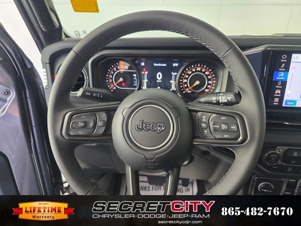 New 2025 Jeep Gladiator Mojave image 15