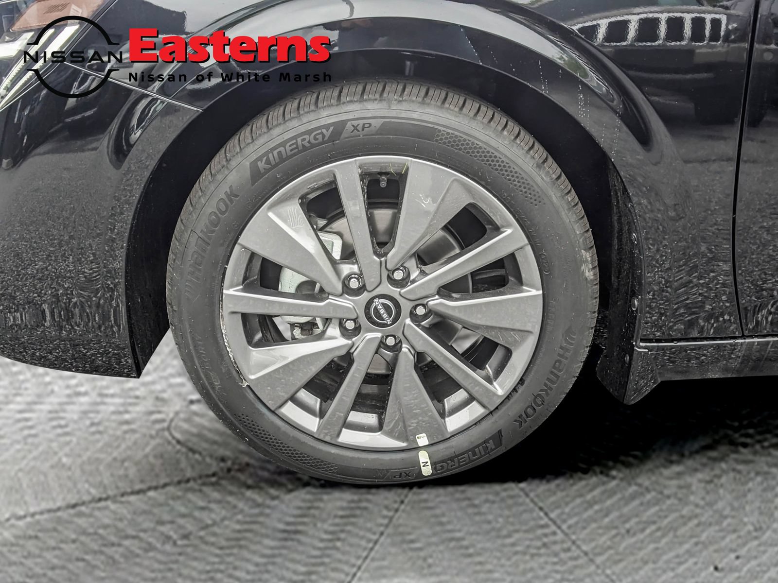 New 2026 Nissan Sentra SL w/ Floor Mat Package FWD image 9