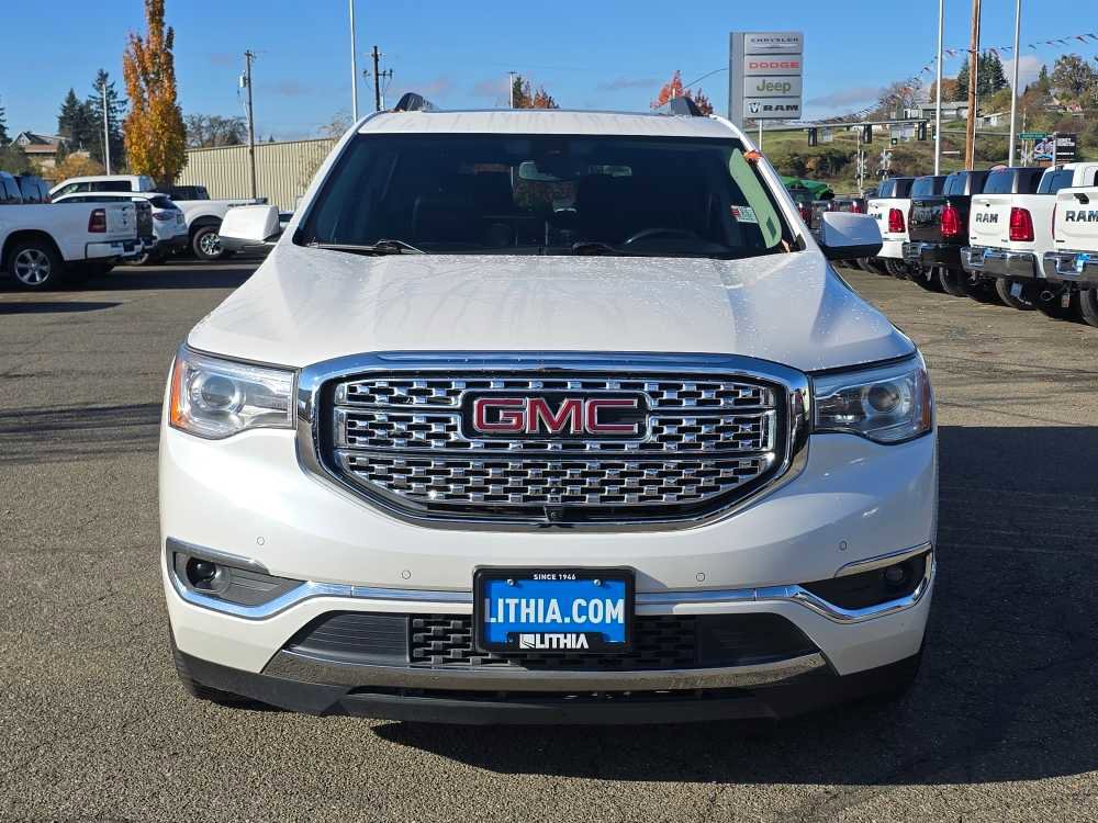 Used 2018 GMC Acadia Denali w/ Technology Package image 8