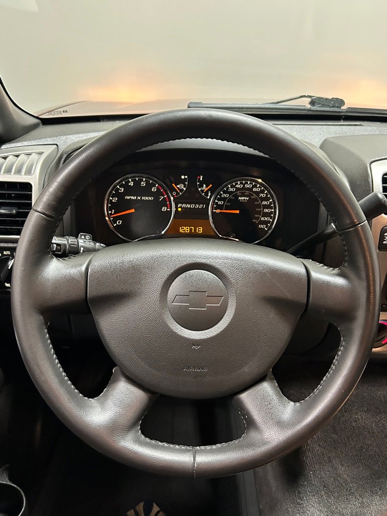 Used 2010 Chevrolet Colorado LT image 15