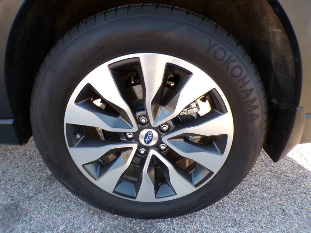 Used 2024 Subaru Outback Touring AWD/4WD image 9