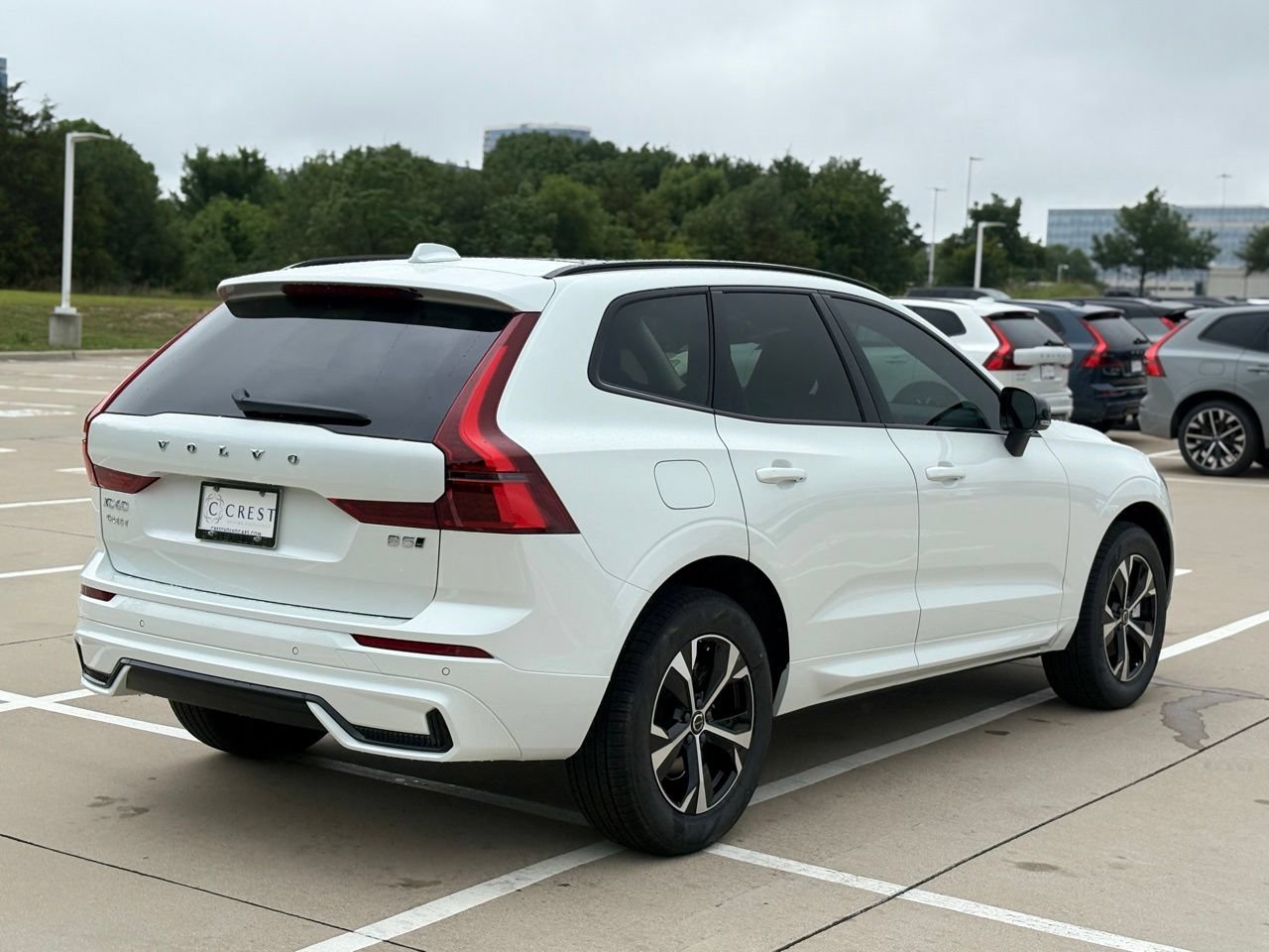 New 2026 Volvo XC60 B5 Core w/ Climate Package AWD/4WD image 4