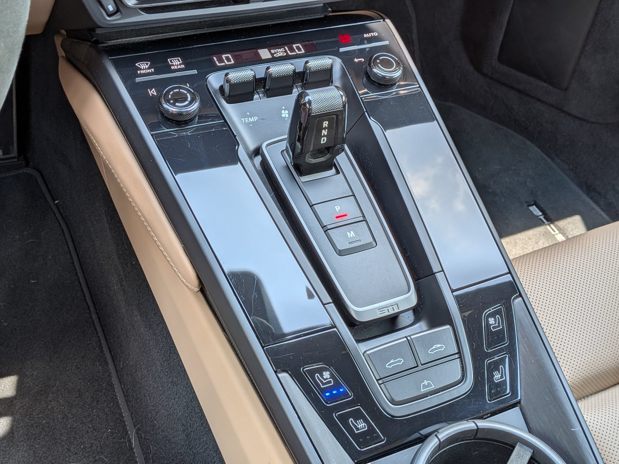 Certified 2023 Porsche 911 Carrera 4 GTS AWD/4WD image 17