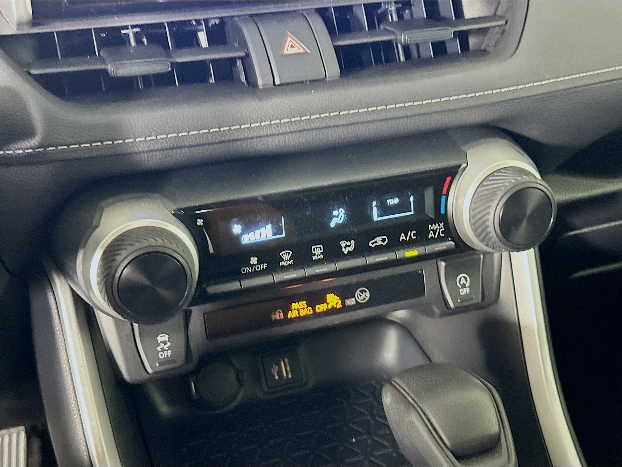 Used 2025 Toyota RAV4 LE image 23