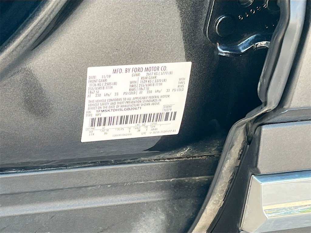 Used 2020 Ford Explorer XLT image 31