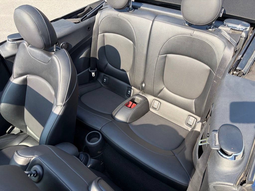 Used 2018 MINI Cooper S FWD image 18