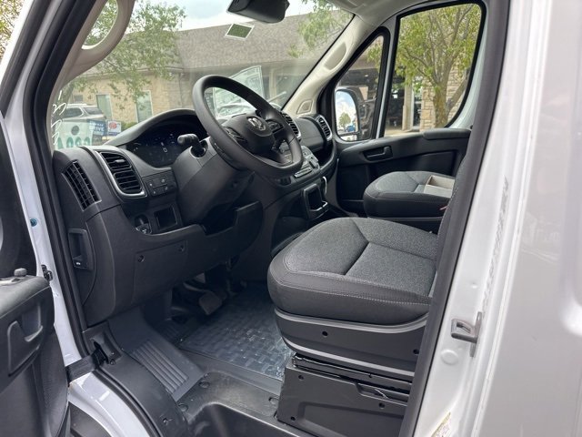 New 2024 RAM ProMaster 2500 w/ Quick Order Package 22G SLT FWD image 8