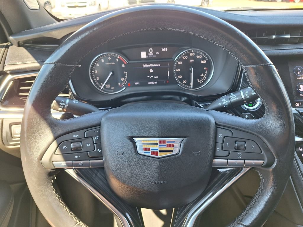 Used 2024 Cadillac XT6 Premium Luxury image 19
