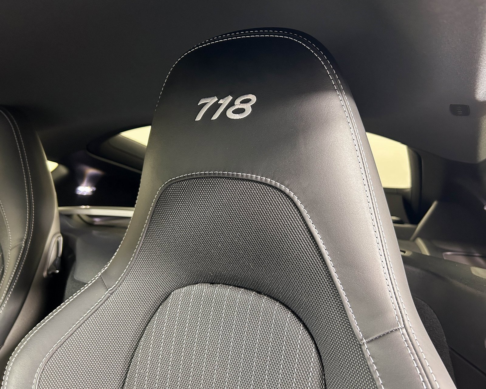 Used 2023 Porsche 718 Cayman image 17