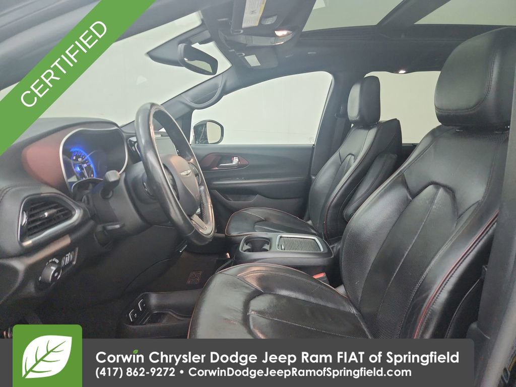 Certified 2020 Chrysler Pacifica Limited image 19