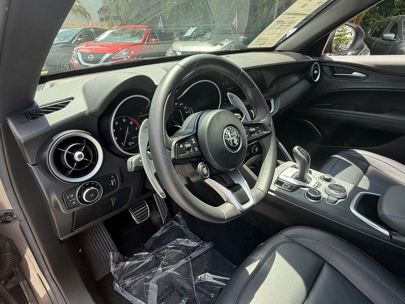 Used 2023 Alfa Romeo Stelvio Sprint RWD image 10