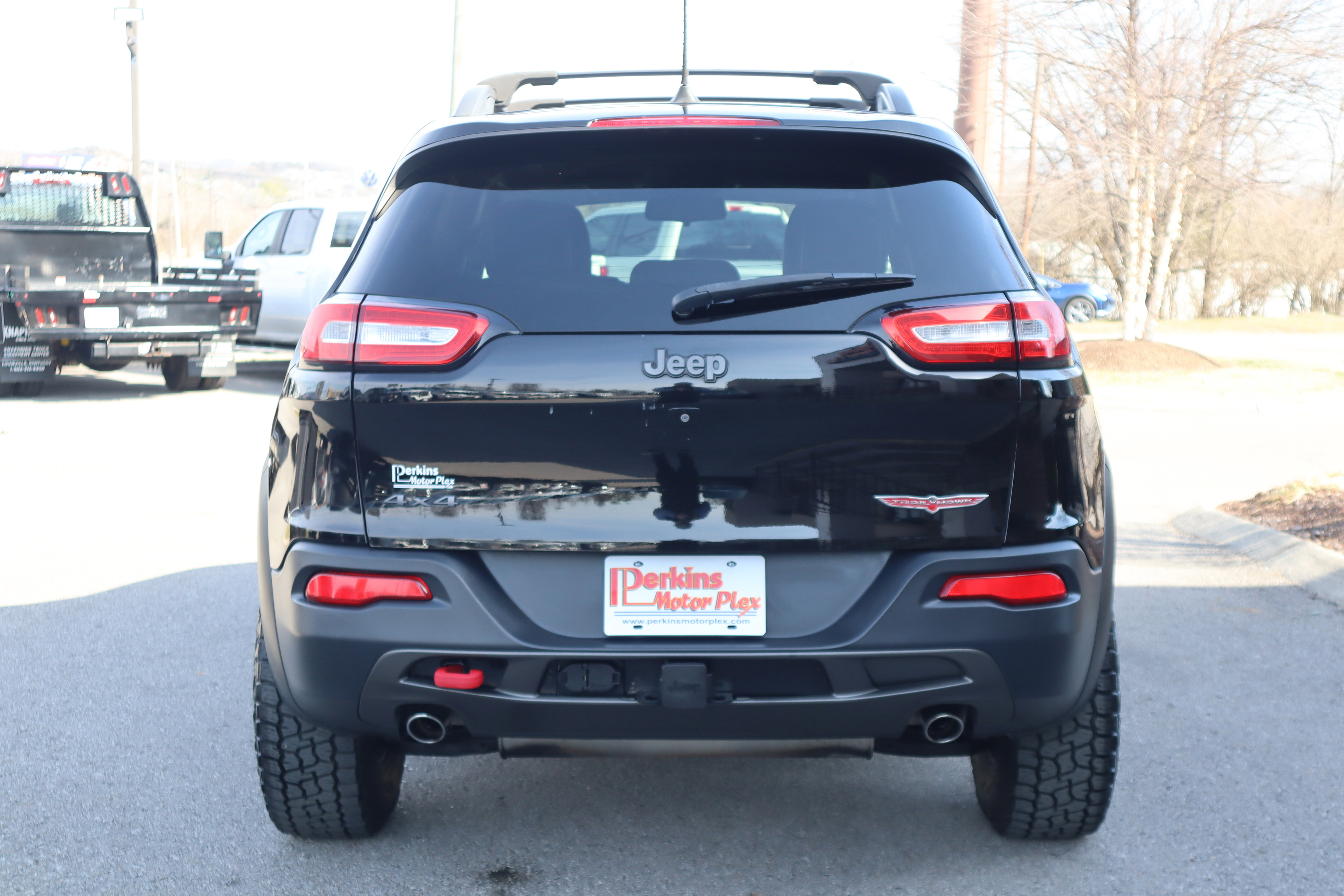 Used 2017 Jeep Cherokee Trailhawk w/ Trailer Tow Group image 8