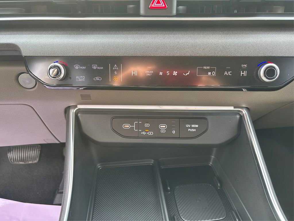 New 2026 Kia Carnival EX FWD image 33