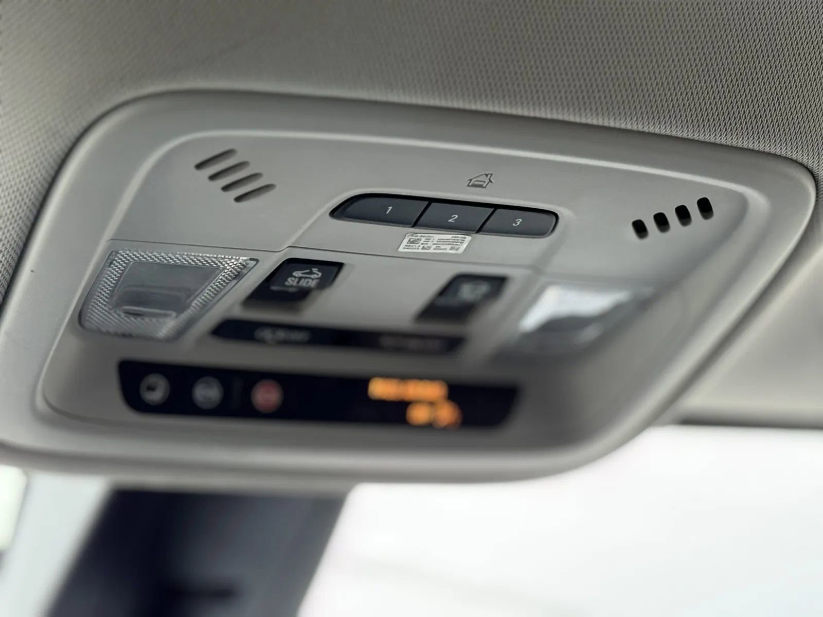 Used 2021 Chevrolet Traverse Premier w/ Redline Edition AWD/4WD image 46