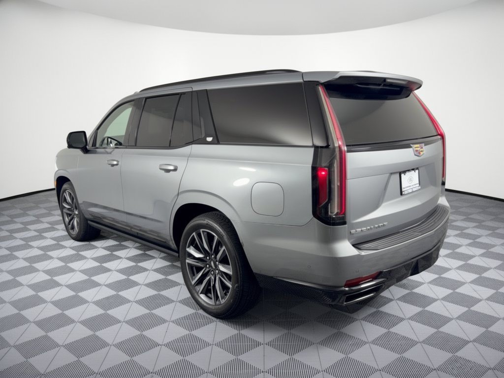 Used 2023 Cadillac Escalade Sport Platinum AWD/4WD image 3