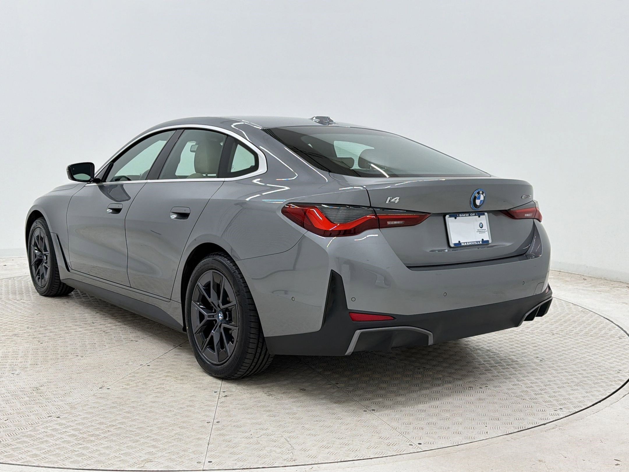 Certified 2023 BMW i4 eDrive35 w/ Premium Package image 3