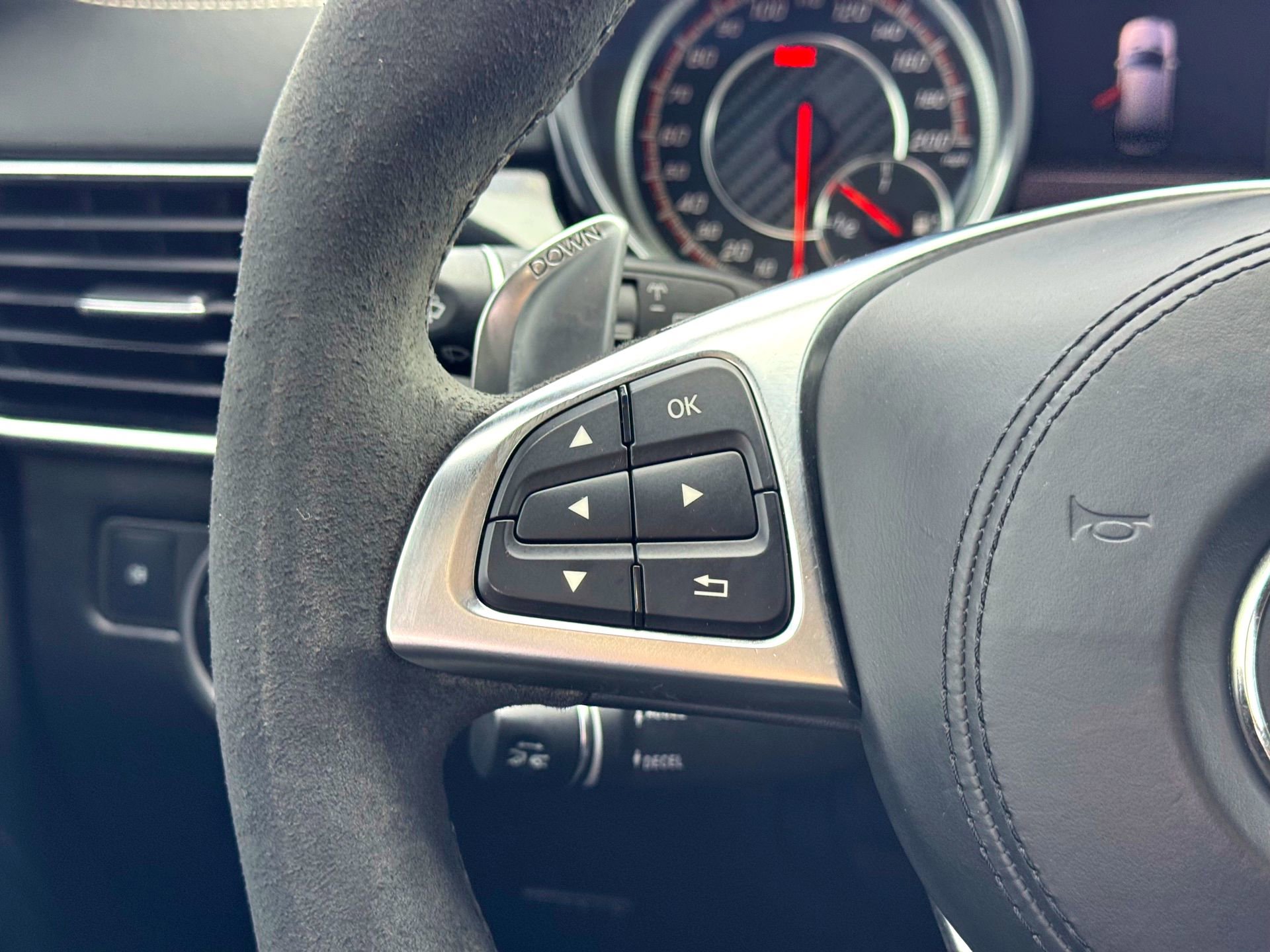 Used 2018 Mercedes-Benz GLS 63 AMG 4MATIC image 31