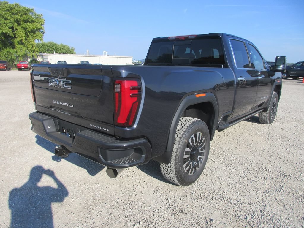 New 2026 GMC Sierra 2500 Denali Ultimate AWD/4WD image 5