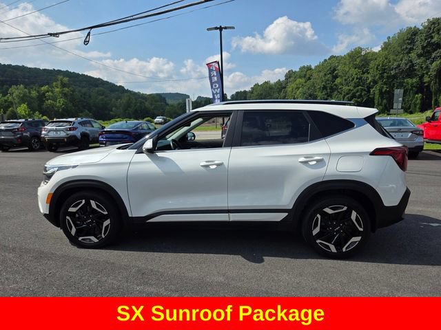Used 2024 Kia Seltos SX w/ SX Sunroof Package AWD/4WD image 5