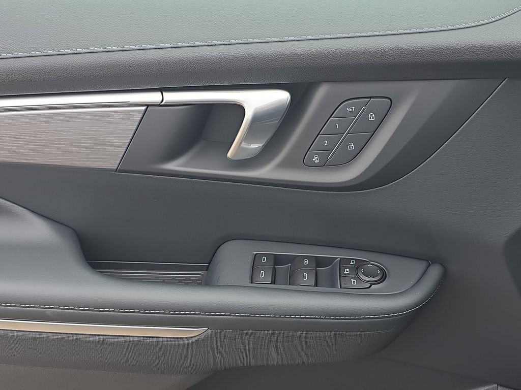 New 2026 Buick Enclave Preferred w/ Power Package FWD image 32