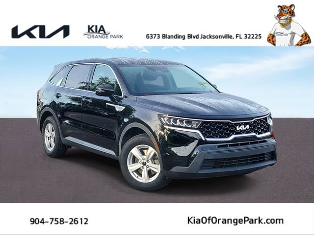 Used 2022 Kia Sorento LX image 1