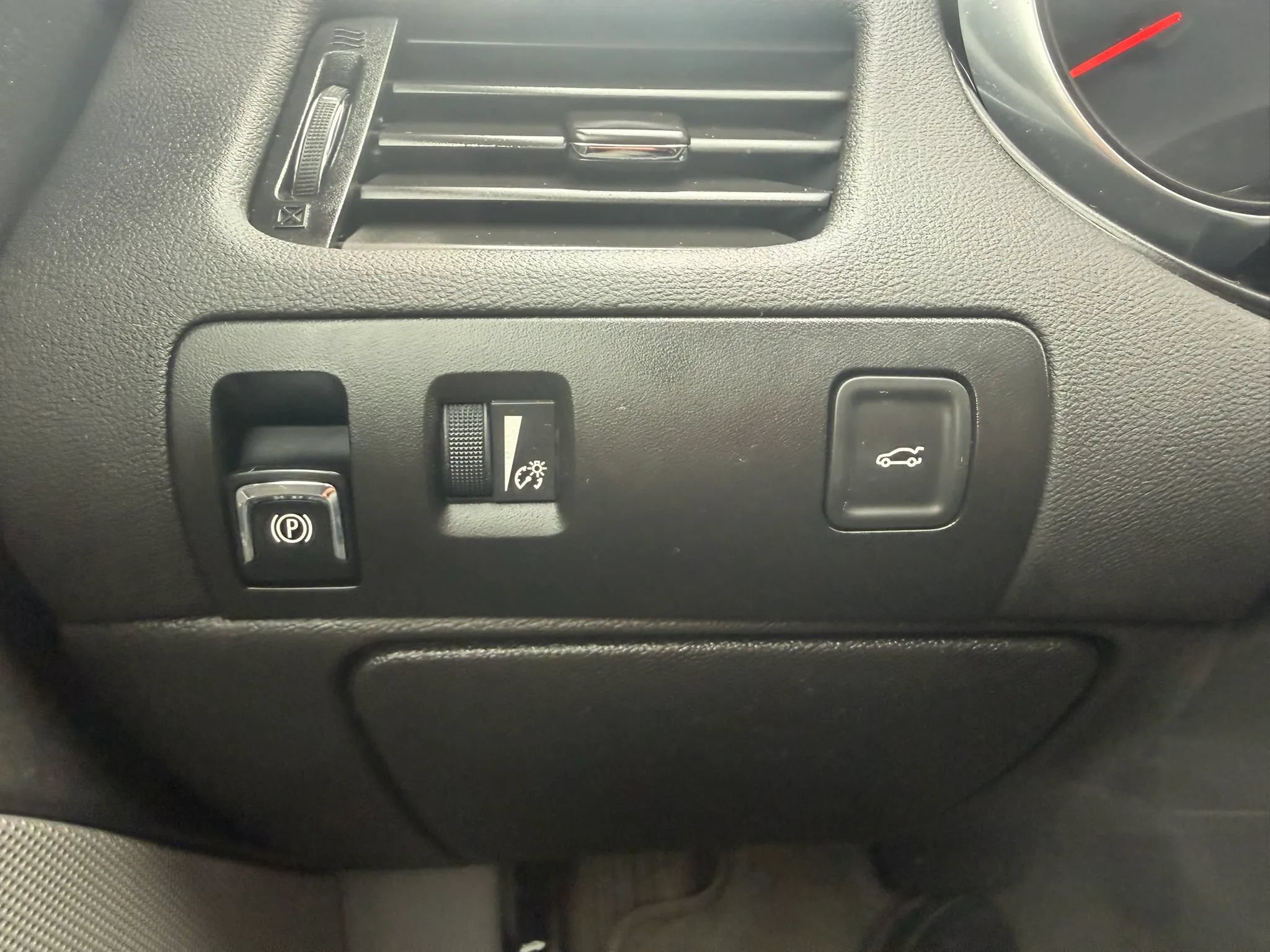 Used 2014 Chevrolet Impala LS FWD image 24