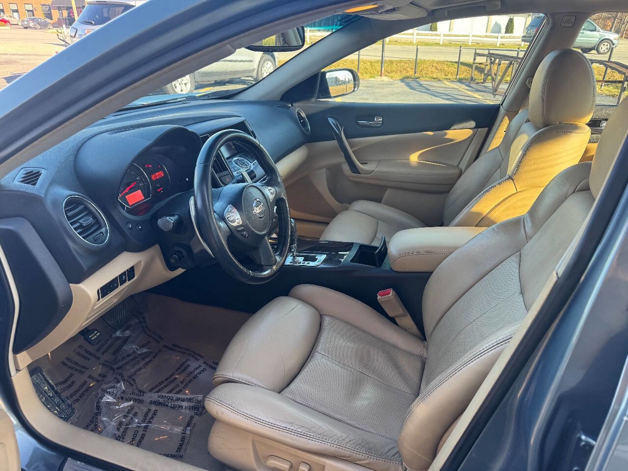 Used 2011 Nissan Maxima 3.5 SV w/ Premium Pkg image 6