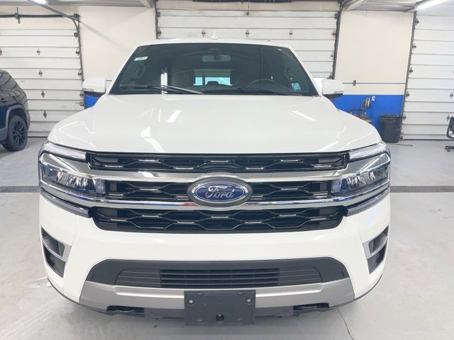 Used 2023 Ford Expedition Max Limited image 3