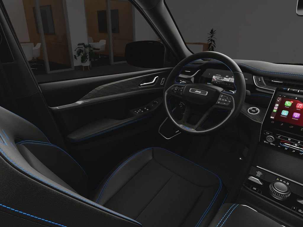 New 2024 Jeep Grand Cherokee Trailhawk w/ Advanced Protech Group II image 20