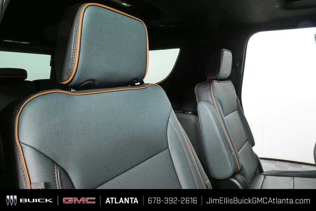 New 2026 GMC Yukon XL AT4 w/ AT4 Premium Plus Package AWD/4WD image 23