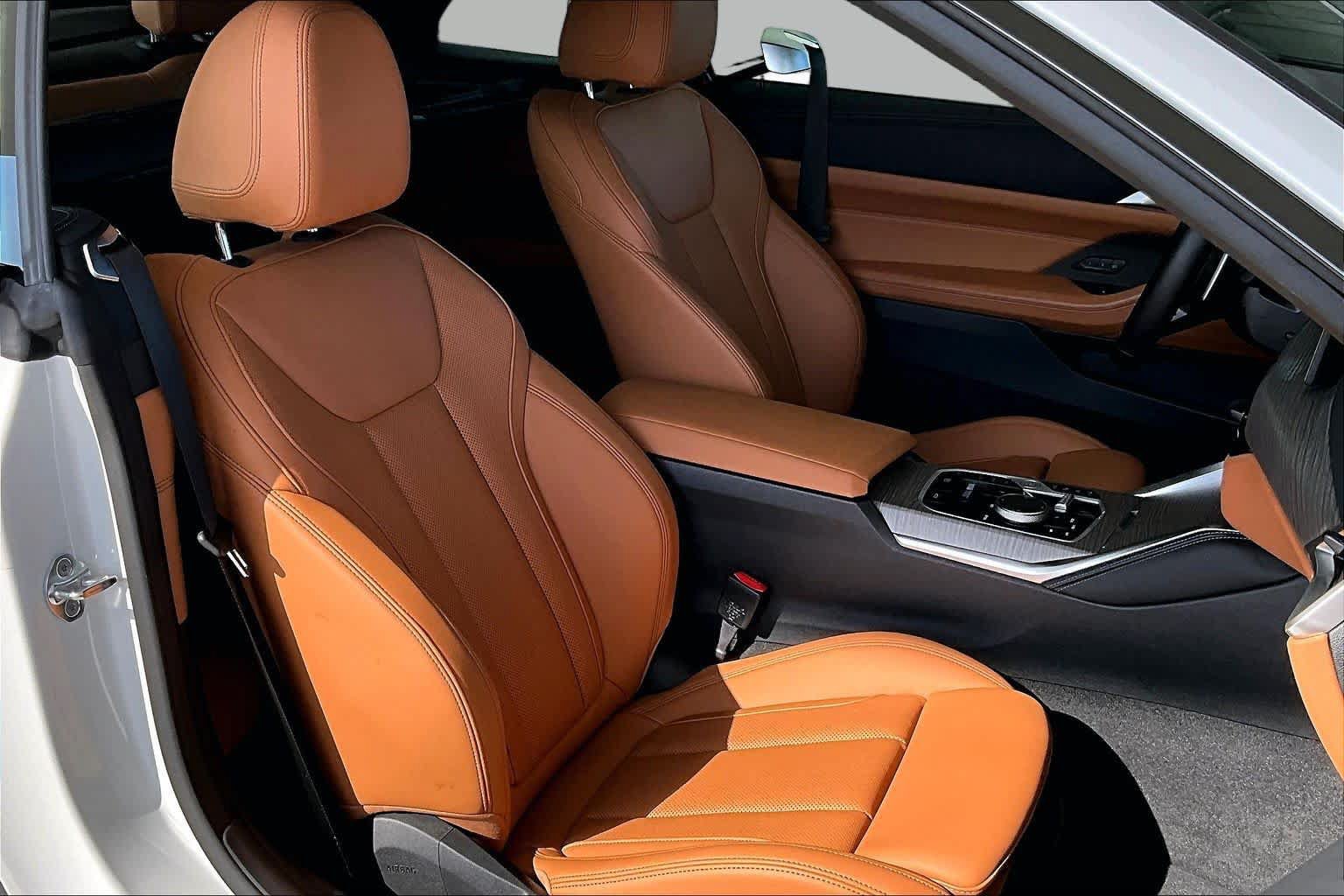 Used 2026 BMW M440i Convertible RWD image 8