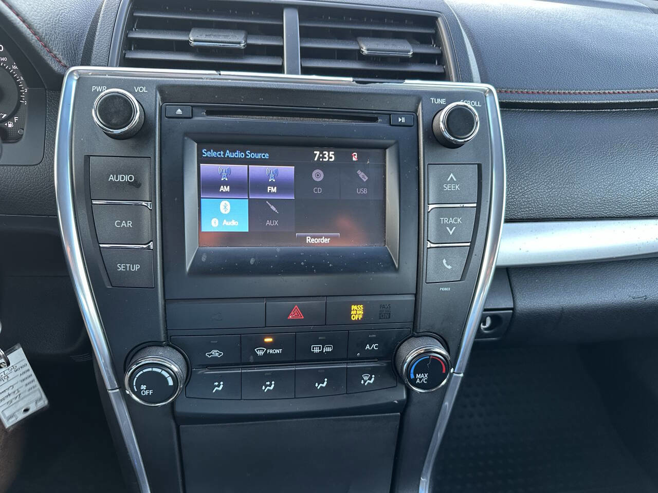 Used 2015 Toyota Camry SE image 20