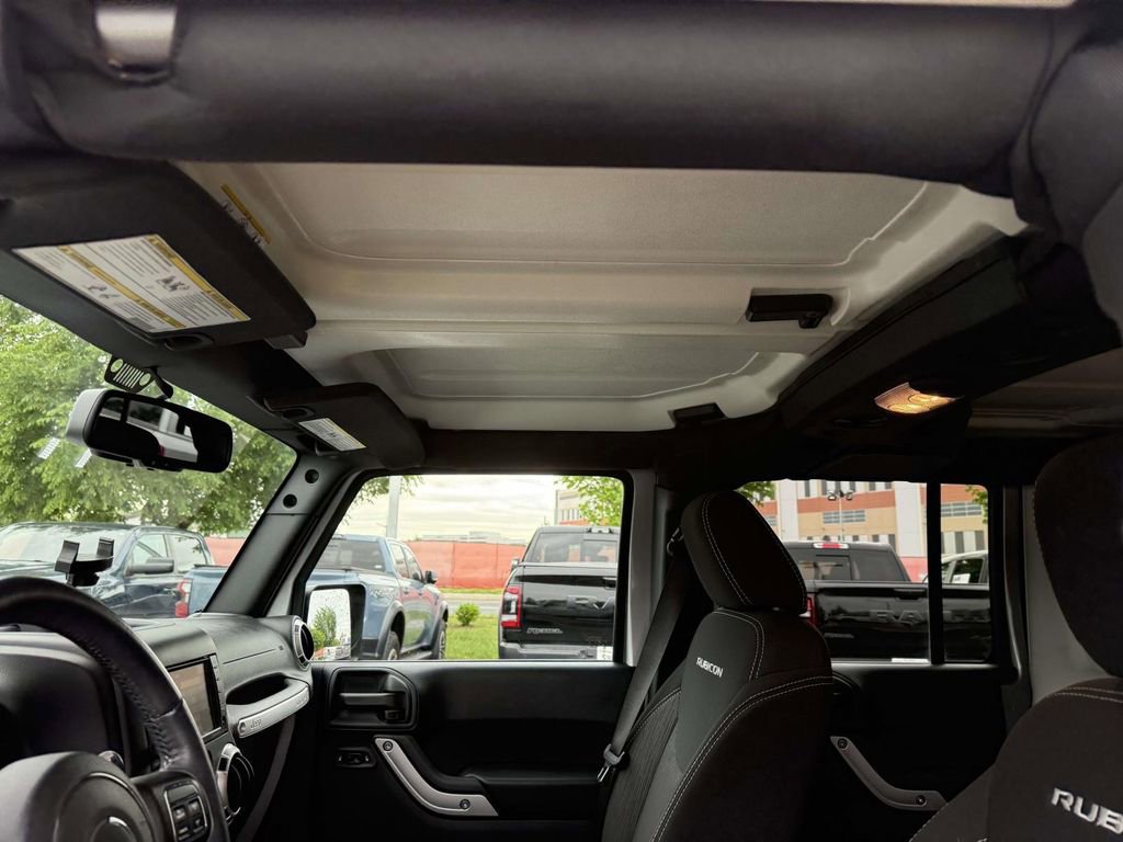 Certified 2016 Jeep Wrangler Unlimited Rubicon w/ Connectivity Group AWD/4WD image 5