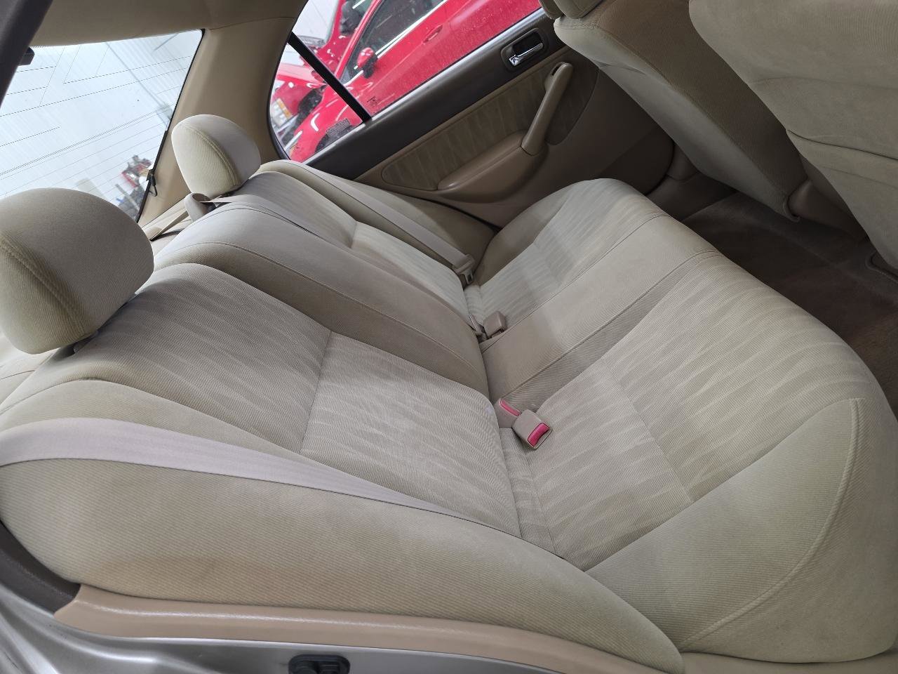 Used 2005 Honda Civic LX image 38