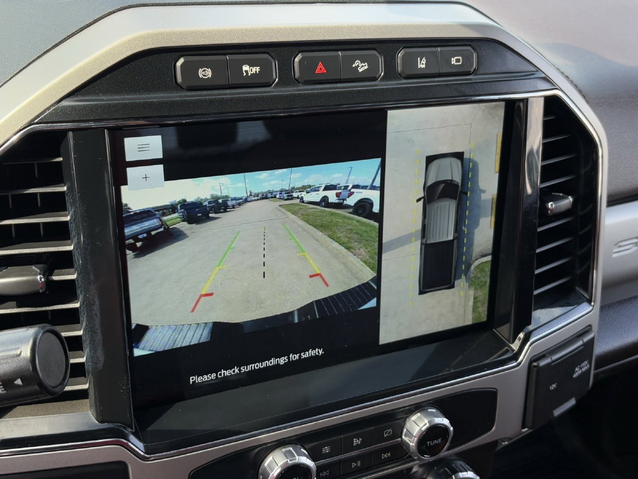 Used 2022 Ford F250 King Ranch w/ King Ranch Ultimate Package AWD/4WD image 21