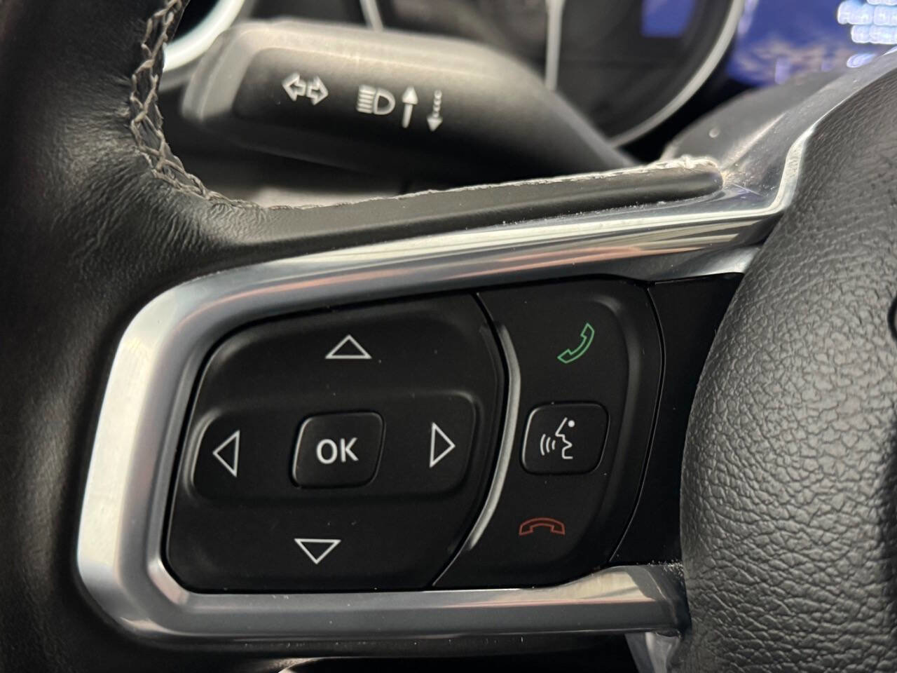 Used 2022 Jeep Wrangler Unlimited Sahara w/ Cold Weather Group image 32