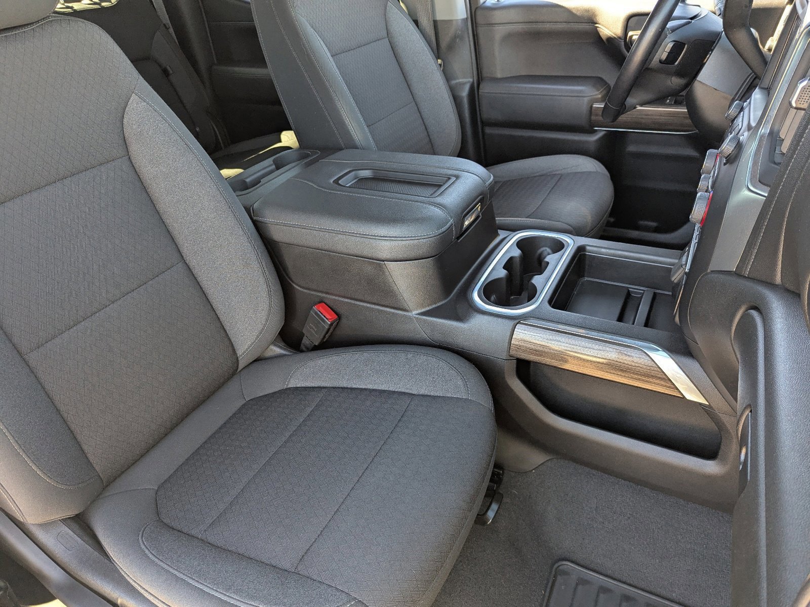 Used 2022 Chevrolet Silverado 1500 RST w/ Z71 Off-Road Package image 11