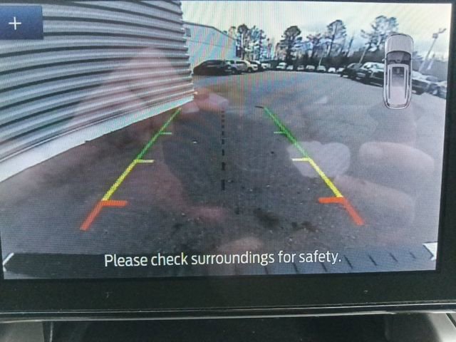 Certified 2022 Ford Explorer XLT w/ Class IV Trailer Tow Package image 22