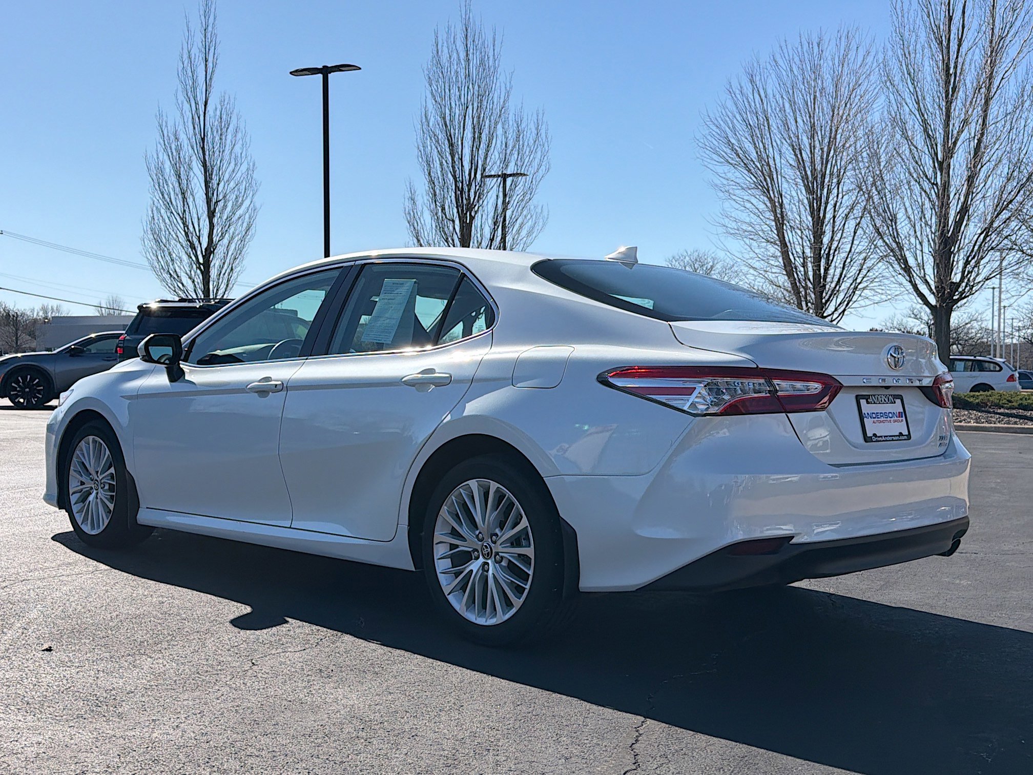 Used 2020 Toyota Camry XLE image 13