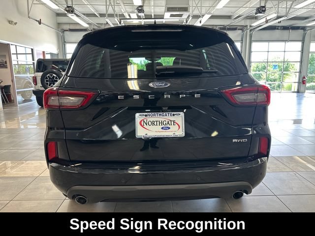 Used 2024 Ford Escape ST-Line w/ Tech Pack #1 AWD/4WD image 13