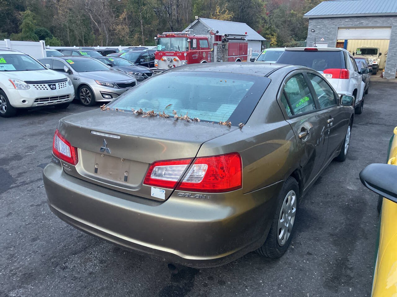 Used 2009 Mitsubishi Galant ES FWD image 3