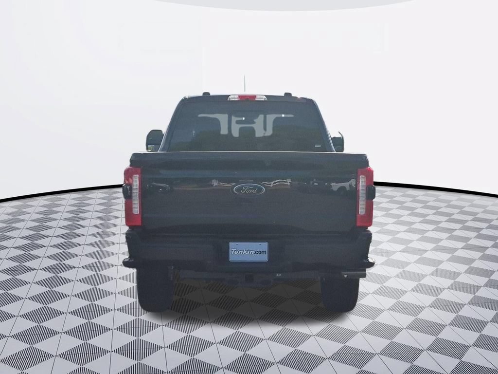 New 2026 Ford F250 Lariat w/ Black Appearance Package AWD/4WD image 4