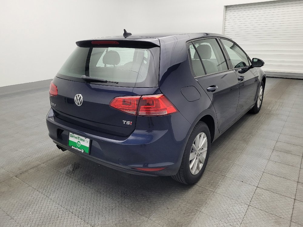 Used 2017 Volkswagen Golf S image 9