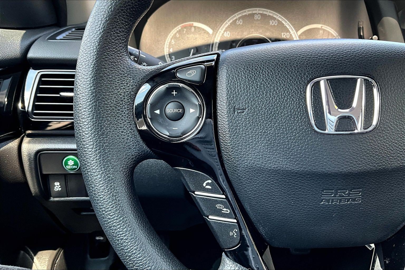 Used 2017 Honda Accord LX image 19