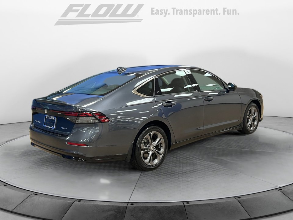 Used 2023 Honda Accord EX-L image 7