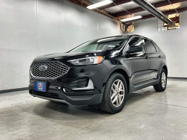 Used 2023 Ford Edge SEL image 1